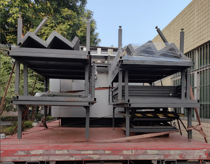 On-site Shipment of Automatic Die Cutting Machine