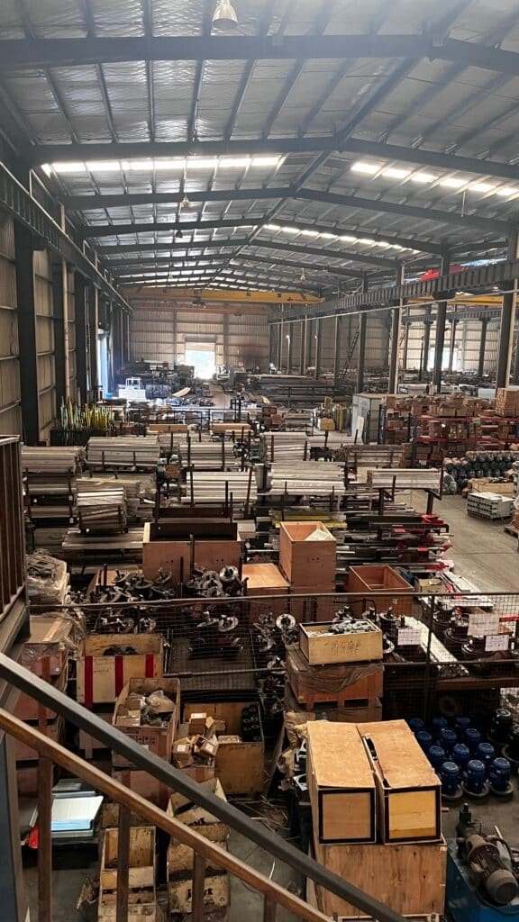 Laminating machine spare parts warehouse. Ample inventory of spare parts provides a solid guarantee for the long-term stable operation and rapid maintenance of the equipment.