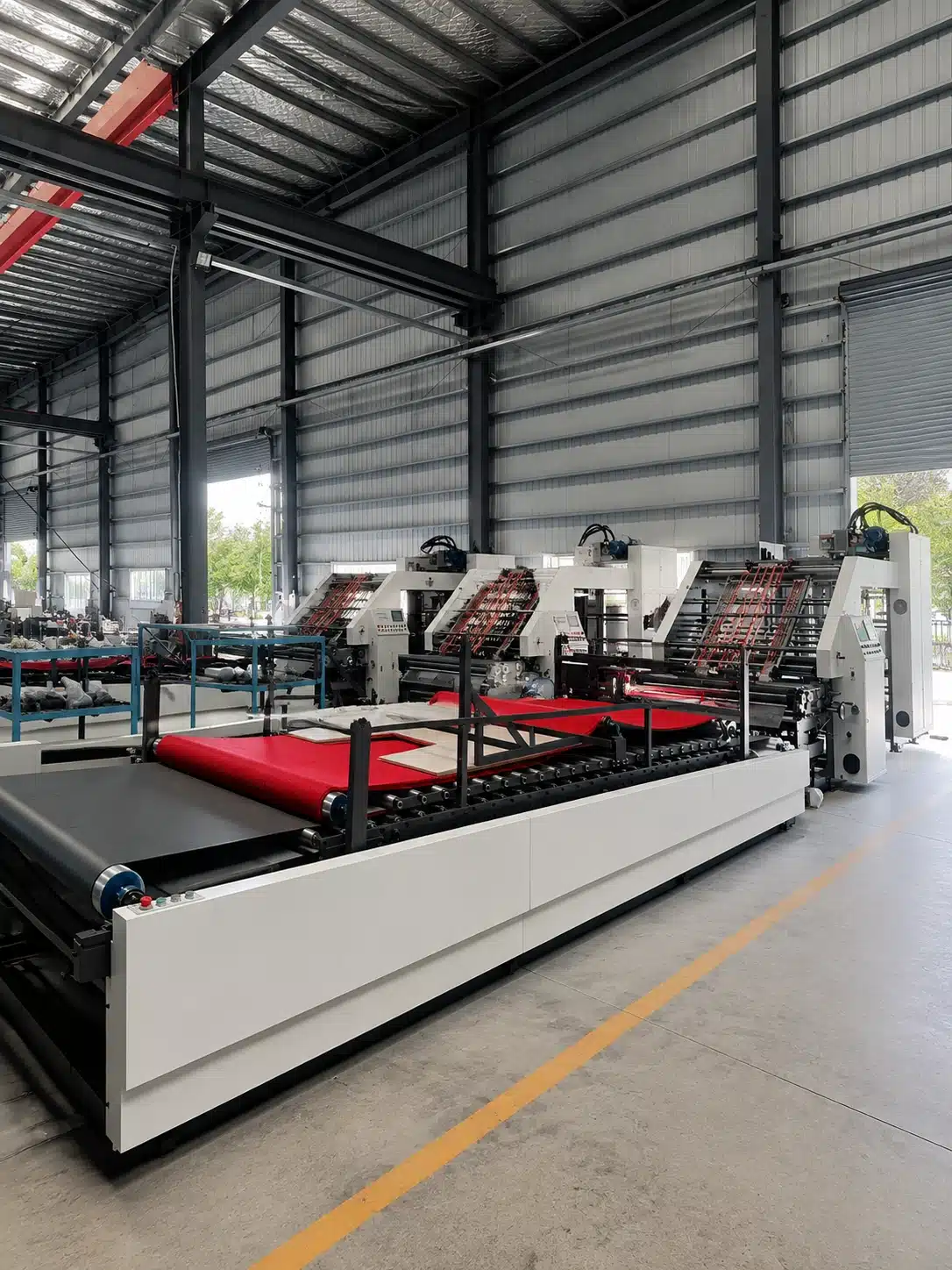 DS-1650SO automatic laminating machine installed in factory workshop for large-scale paperboard production