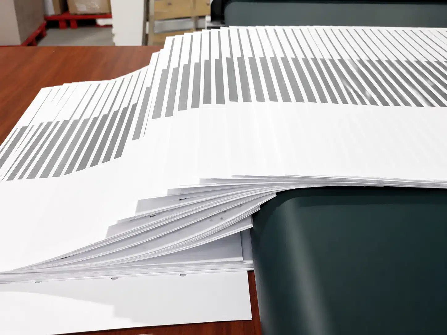 DS-1650SO laminated corrugated board finished product with smooth and precise paper bonding effect